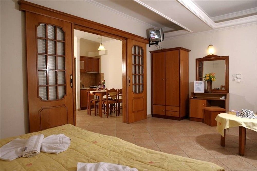 Sirines Complex Apart Otel Potos